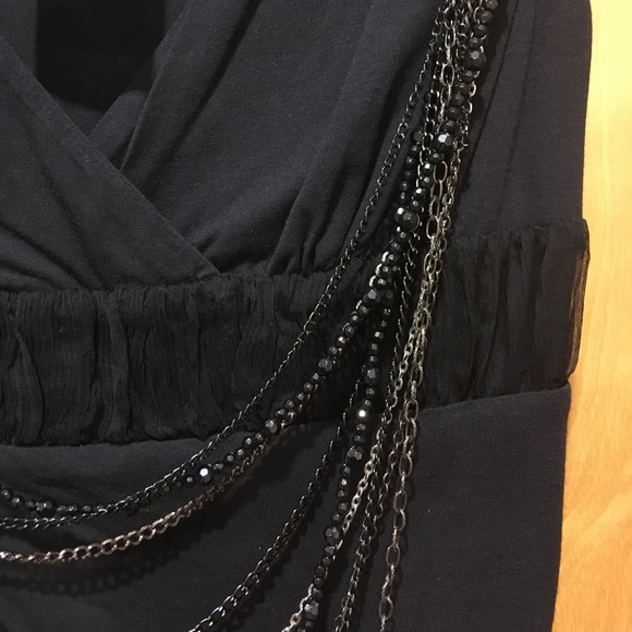 PARASUCO sleeveless top w/ removable beaded chain - Picture 4 of 7
